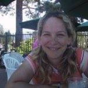 Meet your Posher, Leslie